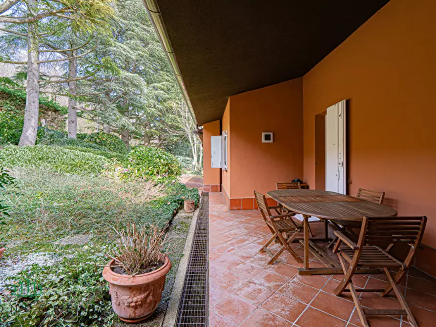 Immagine 38 di Villa in vendita  in Via dei Pini a Pianoro