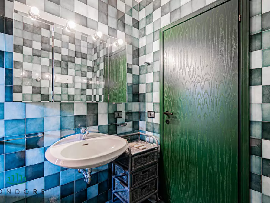 Immagine 71 di Villa in vendita  in Via dei Pini a Pianoro