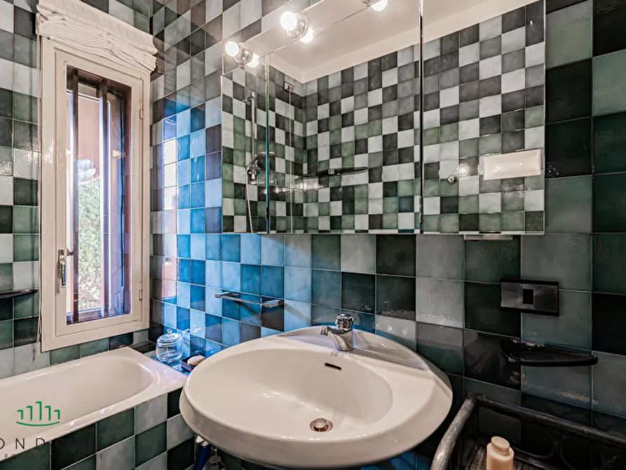 Immagine 72 di Villa in vendita  in Via dei Pini a Pianoro