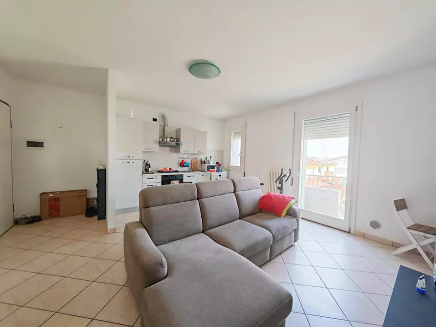 Immagine 1 di Appartamento in vendita  a Rovigo