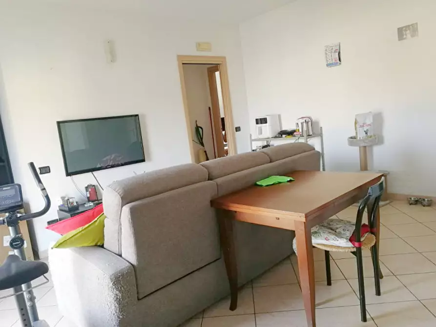 Immagine 3 di Appartamento in vendita  a Rovigo