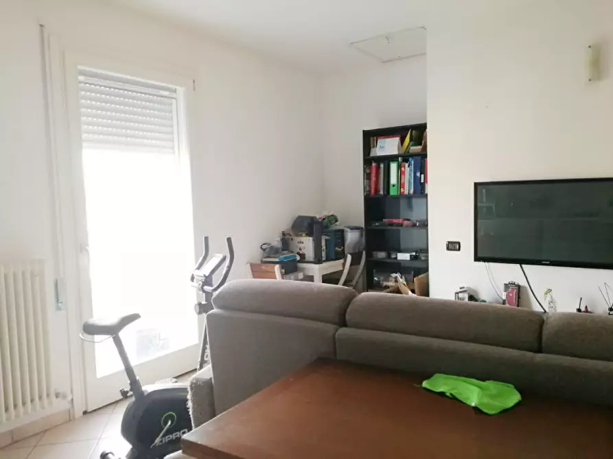 Immagine 4 di Appartamento in vendita  a Rovigo