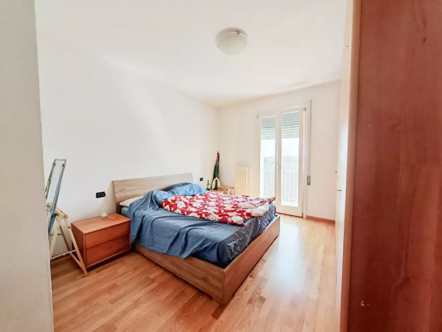 Immagine 6 di Appartamento in vendita  a Rovigo