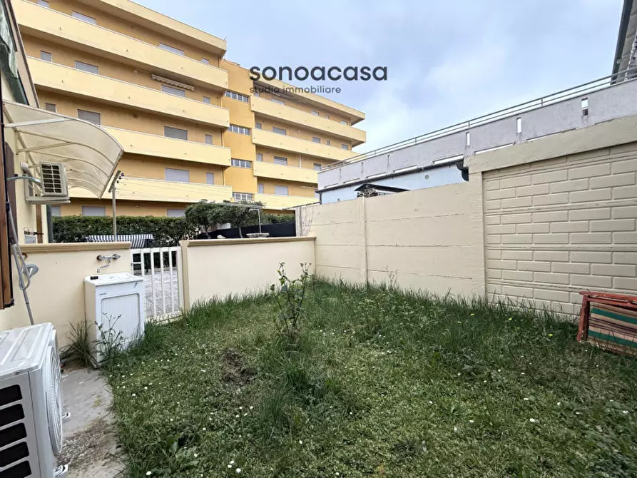 Immagine 14 di Appartamento in vendita  in Via Faà di Bruno, 150 a Fano