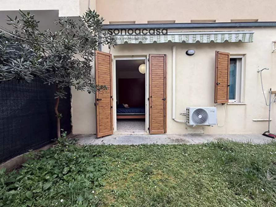 Immagine 16 di Appartamento in vendita  in Via Faà di Bruno, 150 a Fano