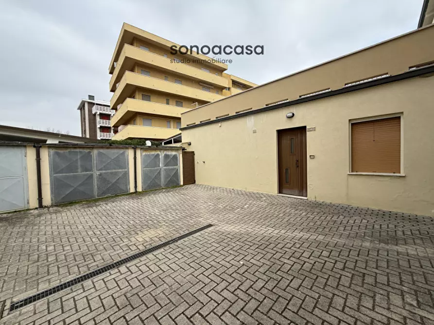 Immagine 18 di Appartamento in vendita  in Via Faà di Bruno, 150 a Fano
