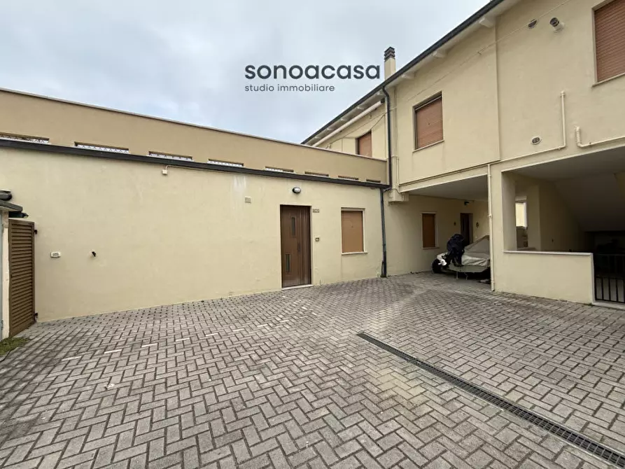 Immagine 19 di Appartamento in vendita  in Via Faà di Bruno, 150 a Fano