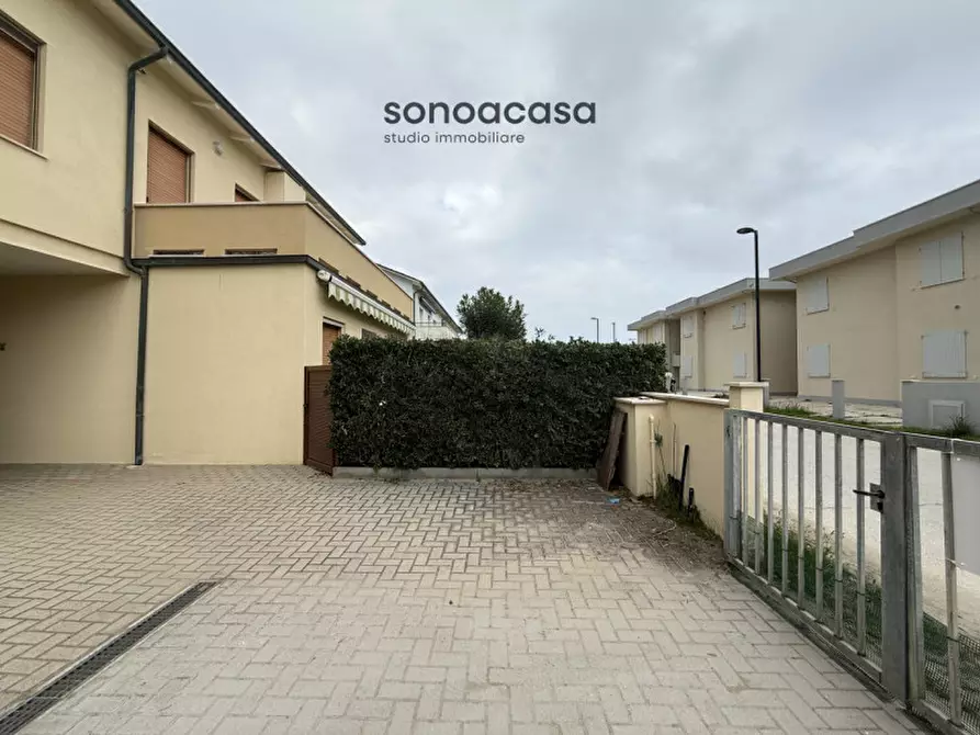 Immagine 22 di Appartamento in vendita  in Via Faà di Bruno, 150 a Fano