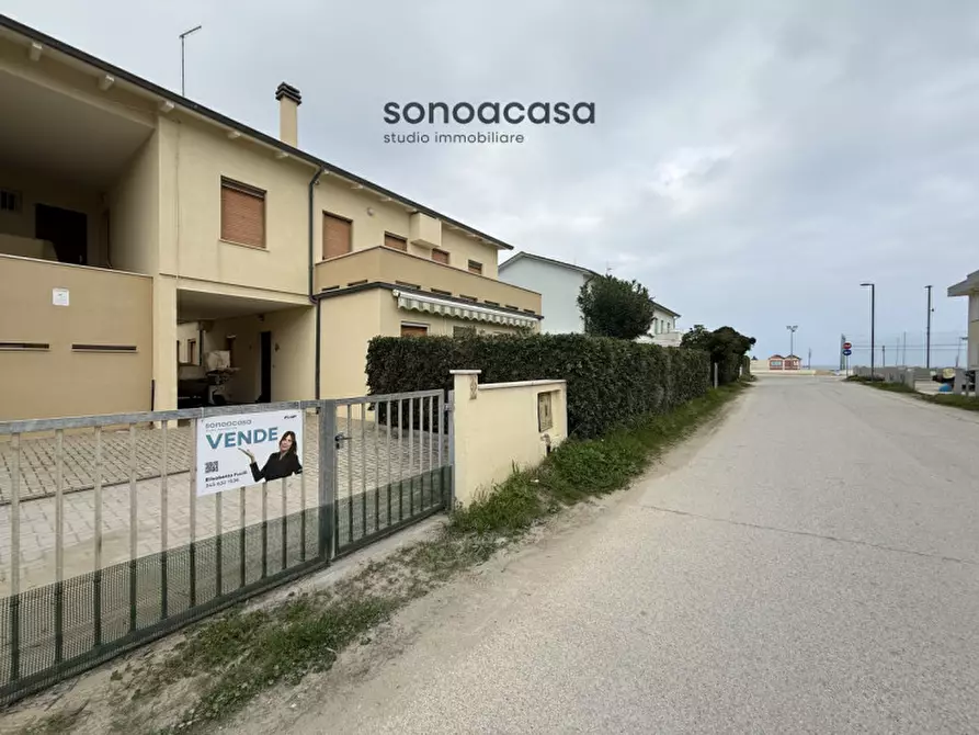 Immagine 23 di Appartamento in vendita  in Via Faà di Bruno, 150 a Fano