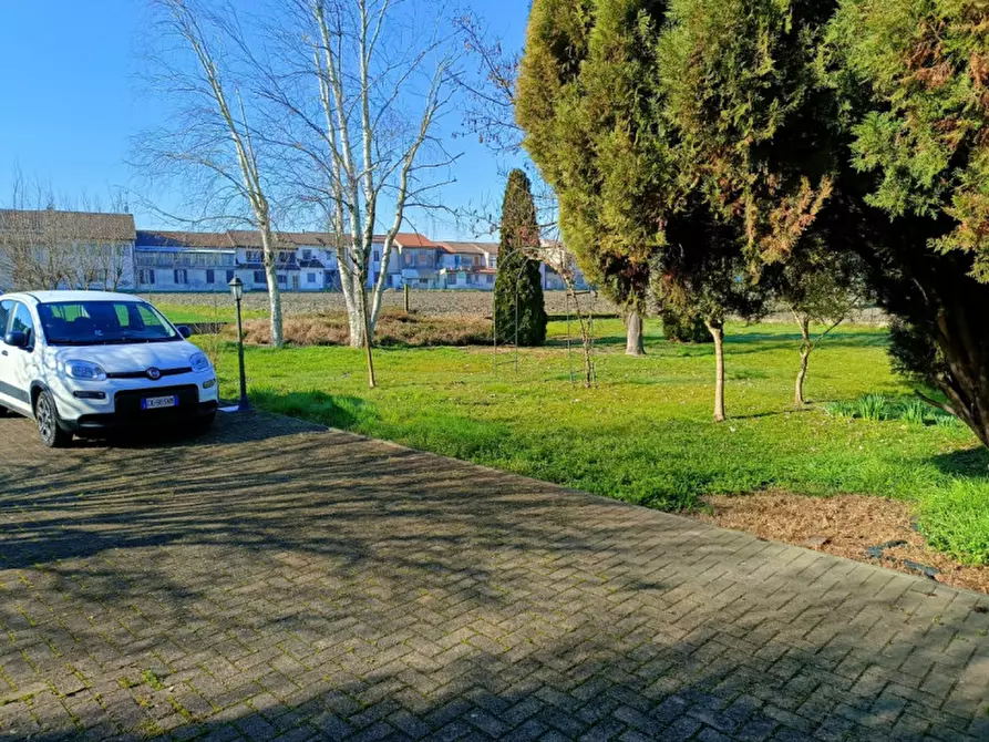 Immagine 21 di Casa indipendente in vendita  in Cantone Grassi 37 a Casale Monferrato