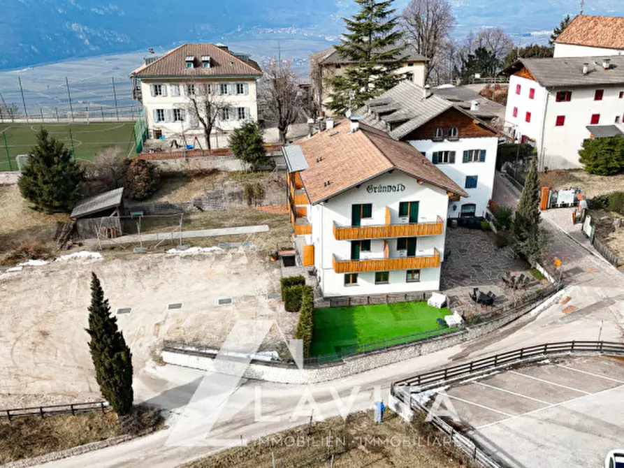 Immagine 2 di Hotel in vendita  in Buchholz a Salorno .Salurn.