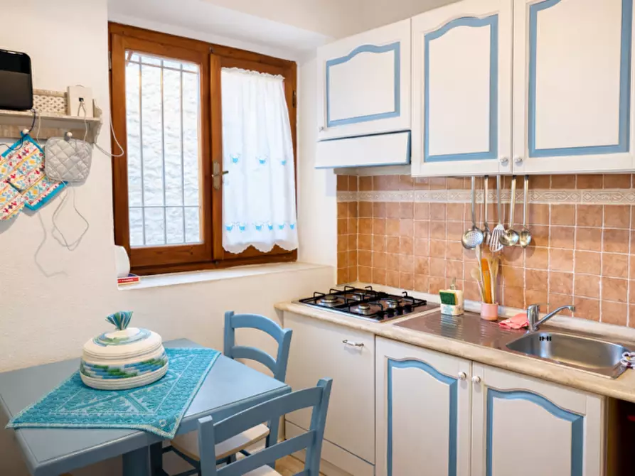 Immagine 6 di Appartamento in vendita  in Via Amsicora 18 a Orosei