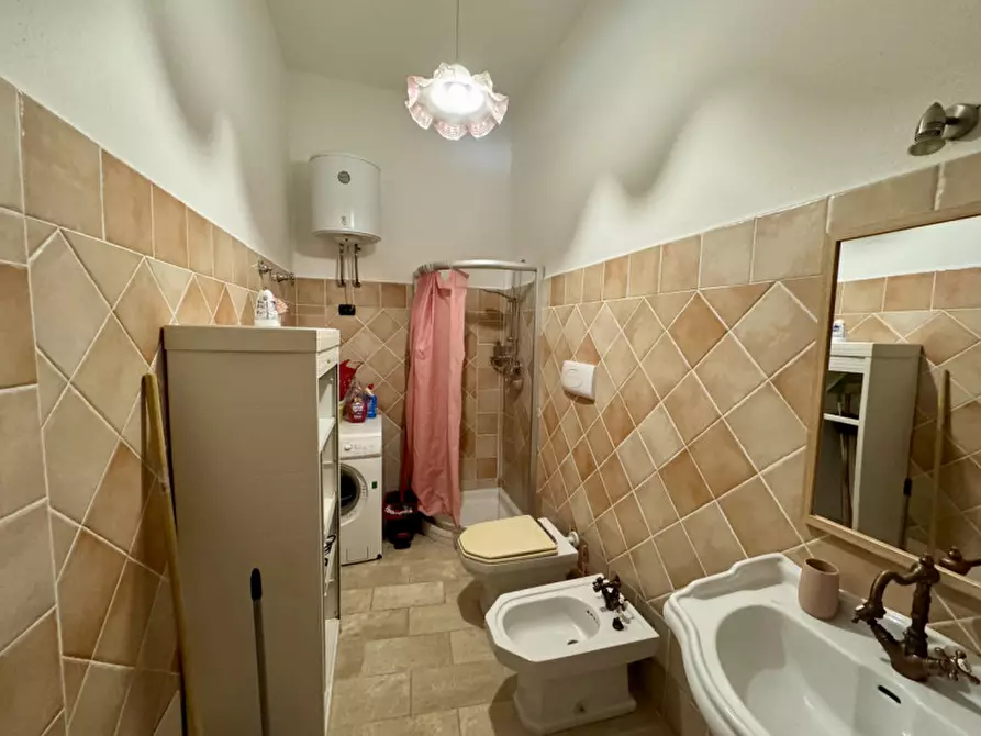 Immagine 22 di Appartamento in vendita  in Via Amsicora 18 a Orosei