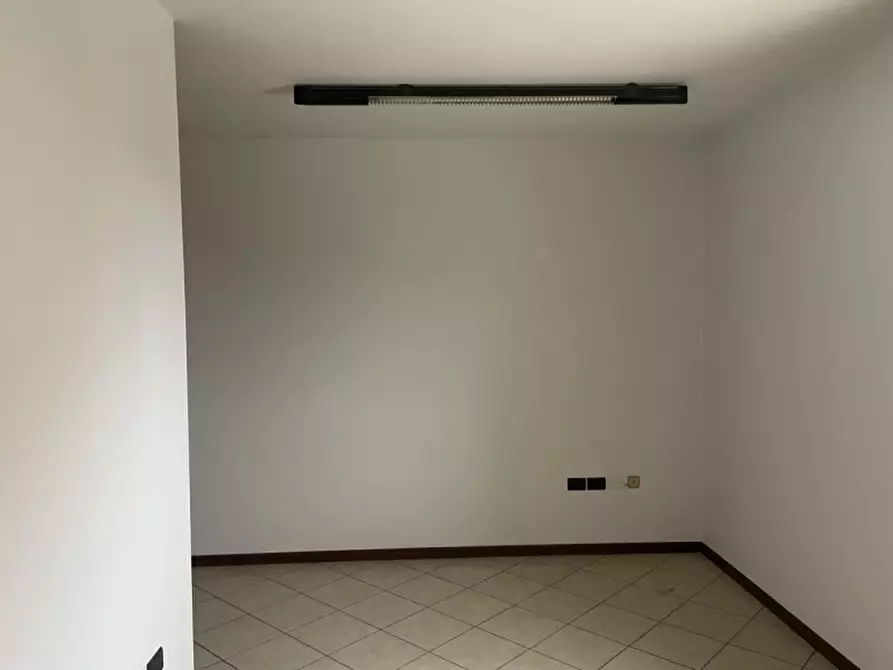 Immagine 2 di Ufficio in affitto  in Via Roma a Saccolongo