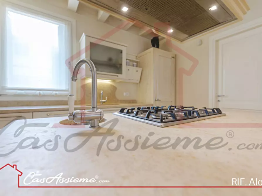 Immagine 9 di Casa trifamiliare in vendita  a Borso Del Grappa