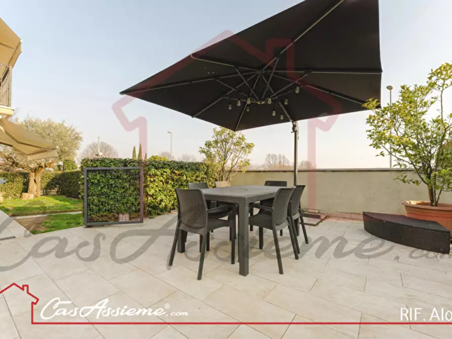 Immagine 12 di Casa trifamiliare in vendita  a Borso Del Grappa