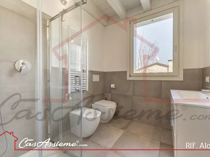 Immagine 36 di Casa trifamiliare in vendita  a Borso Del Grappa