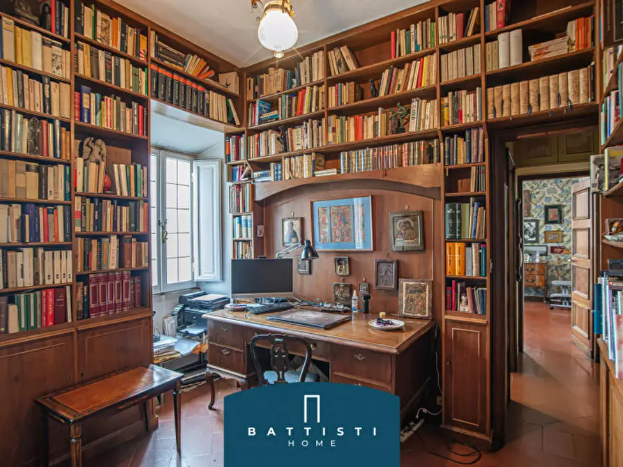 Immagine 20 di Appartamento in vendita  in Piazza di San Salvatore in Lauro a Roma