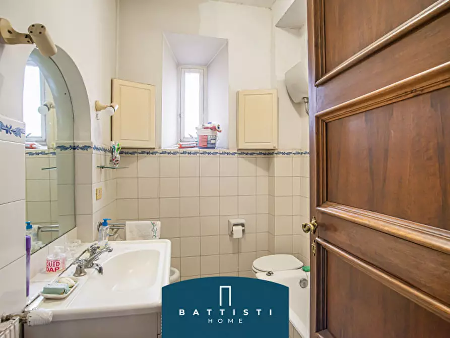 Immagine 22 di Appartamento in vendita  in Piazza di San Salvatore in Lauro a Roma