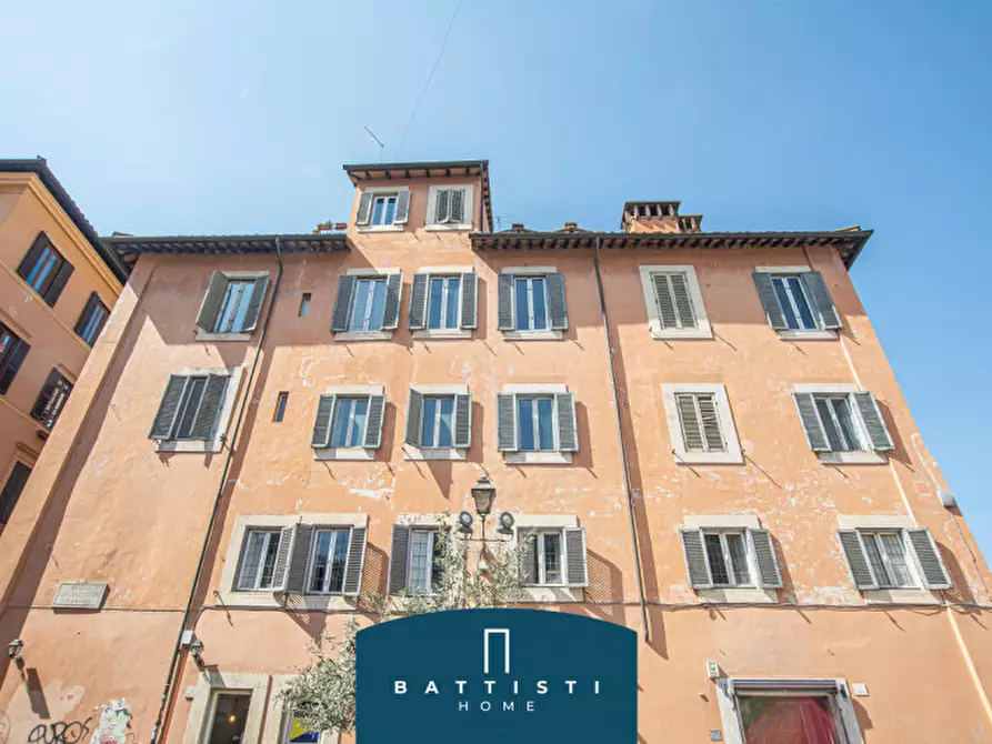 Immagine 30 di Appartamento in vendita  in Piazza di San Salvatore in Lauro a Roma