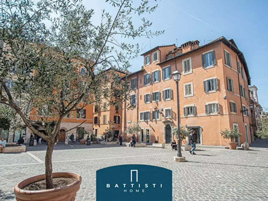 Immagine 32 di Appartamento in vendita  in Piazza di San Salvatore in Lauro a Roma