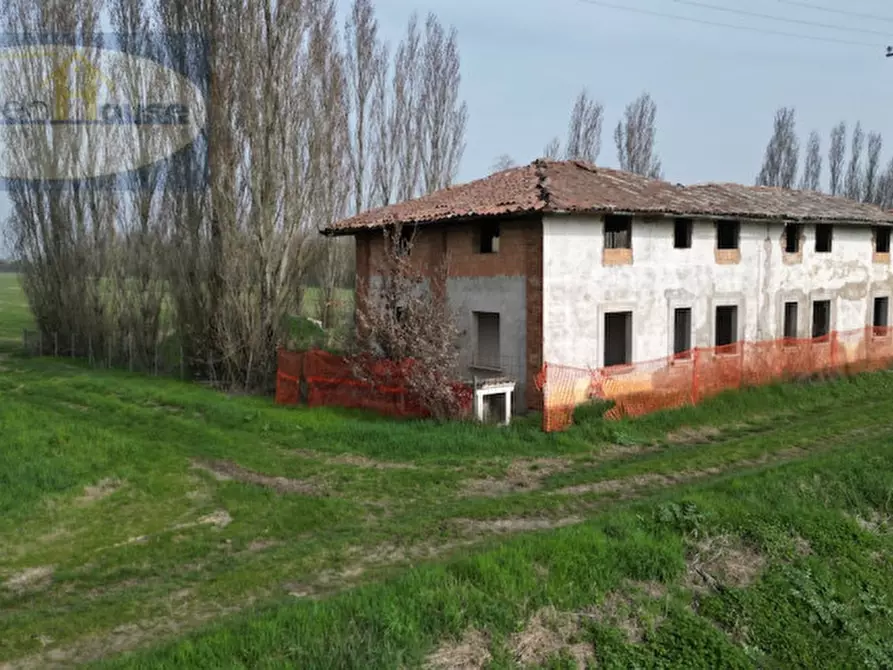 Immagine 3 di Rustico / casale in vendita  in Via Cavalle a Baricella