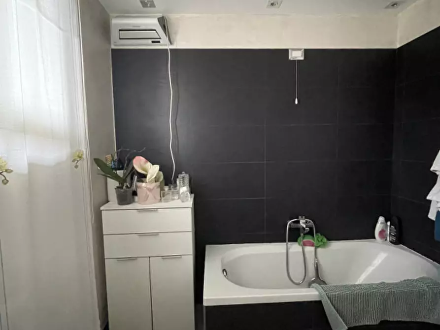 Immagine 10 di Appartamento in vendita  in Via Sacconi a Fiume Veneto