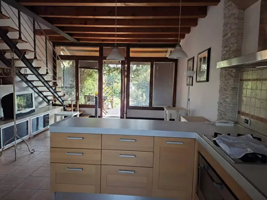 Immagine 5 di Villetta a schiera in vendita  a Villafranca Di Verona