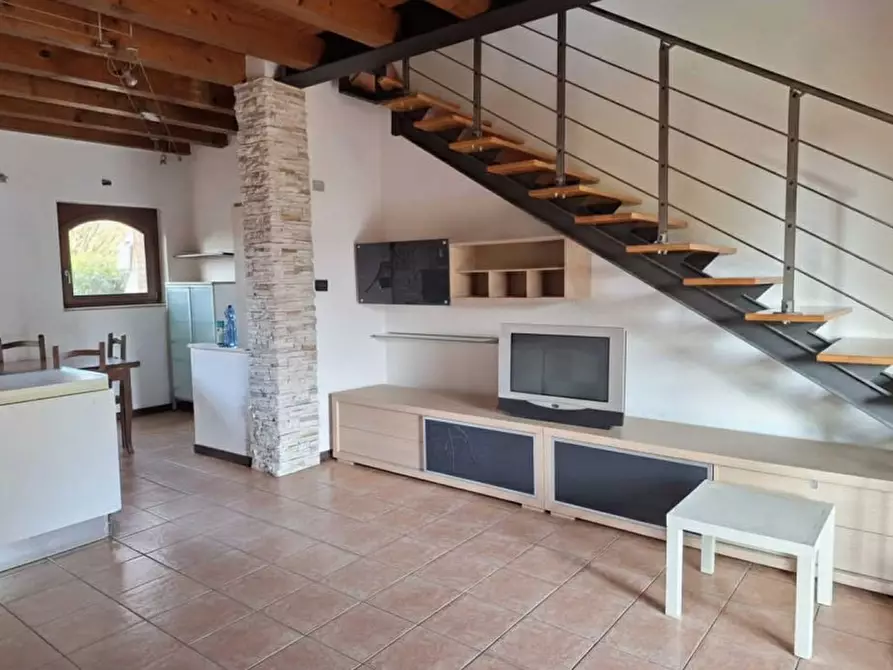 Immagine 7 di Villetta a schiera in vendita  a Villafranca Di Verona