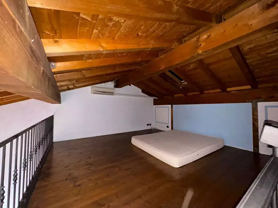 Immagine 13 di Villetta a schiera in vendita  a Villafranca Di Verona