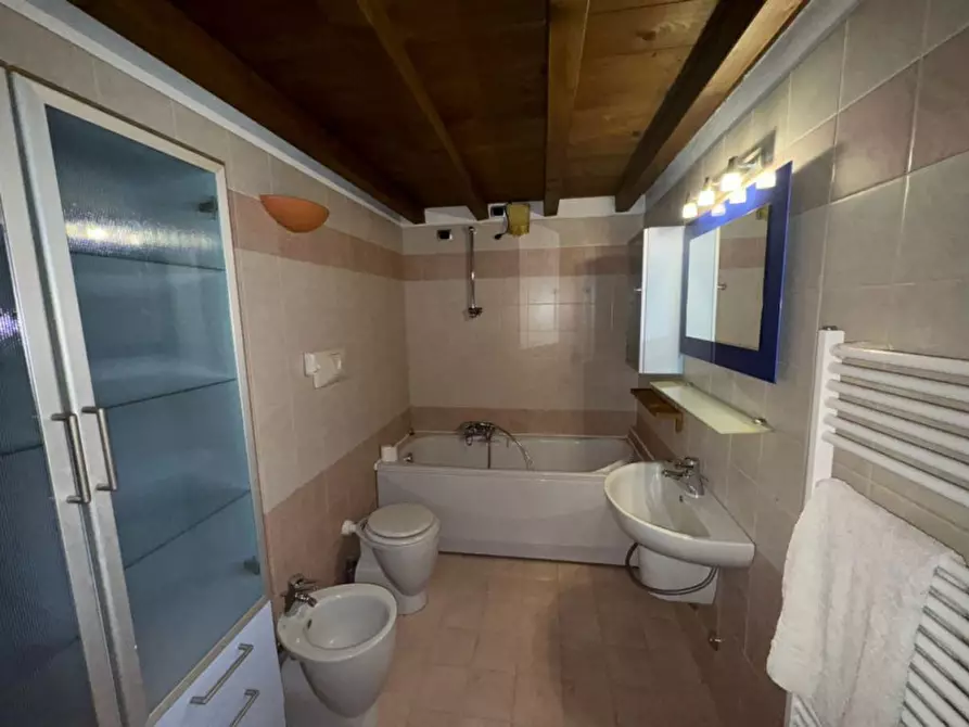 Immagine 19 di Villetta a schiera in vendita  a Villafranca Di Verona