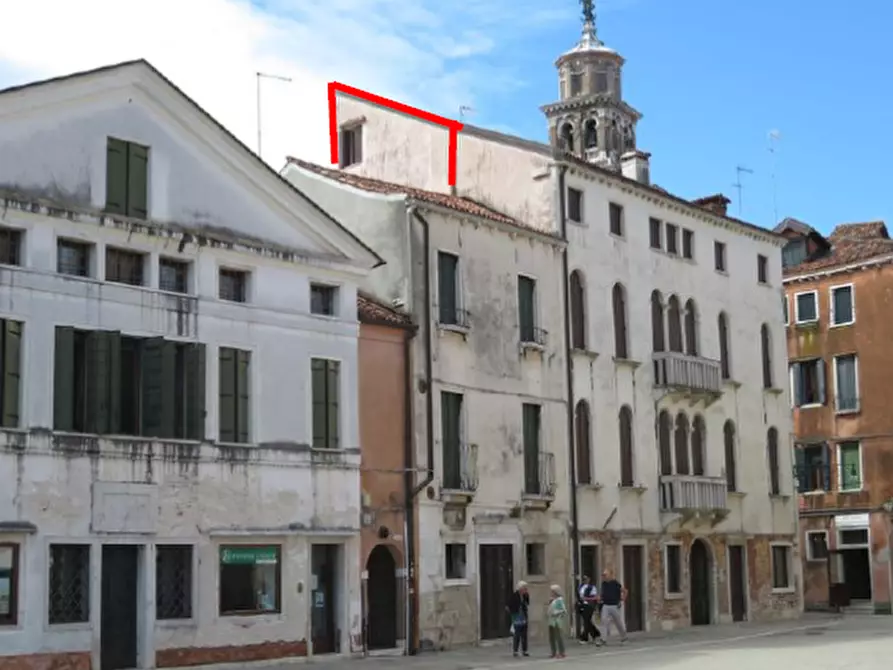 Immagine 1 di Appartamento in vendita  in Sestiere Dorsoduro, 3032 a Venezia