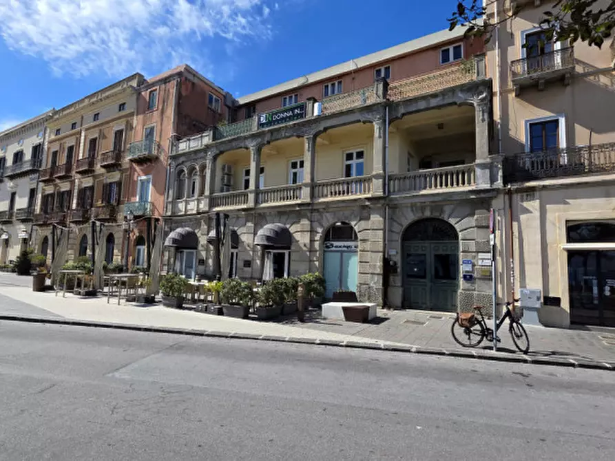 Immagine 3 di Ufficio in vendita  in Via Francesco Crispi,33 a Milazzo