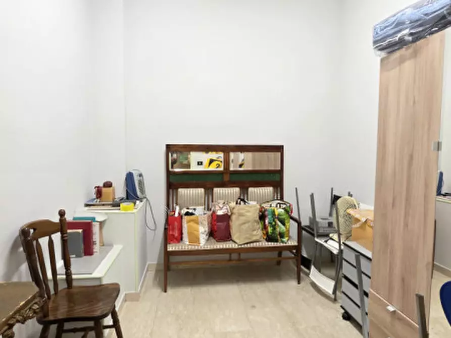 Immagine 5 di Ufficio in vendita  in Via Francesco Crispi,33 a Milazzo