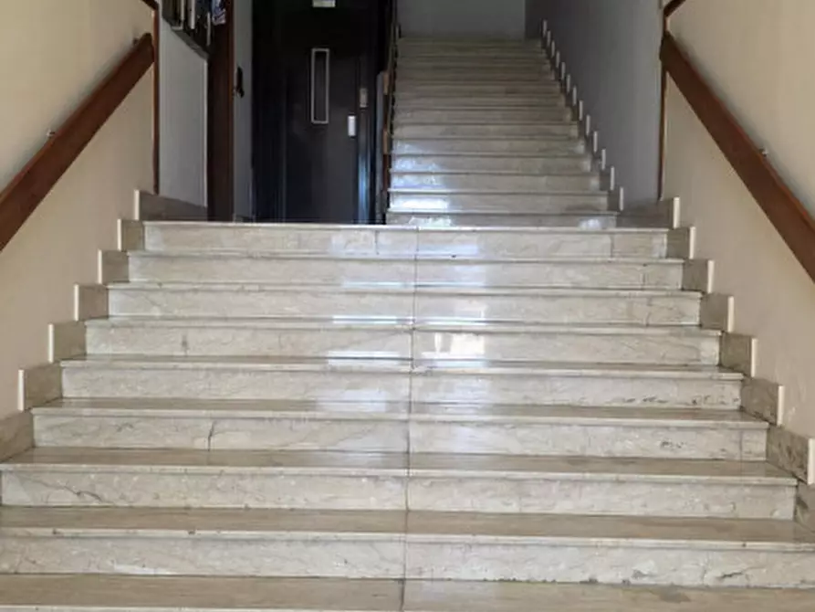 Immagine 18 di Ufficio in vendita  in Via Francesco Crispi,33 a Milazzo