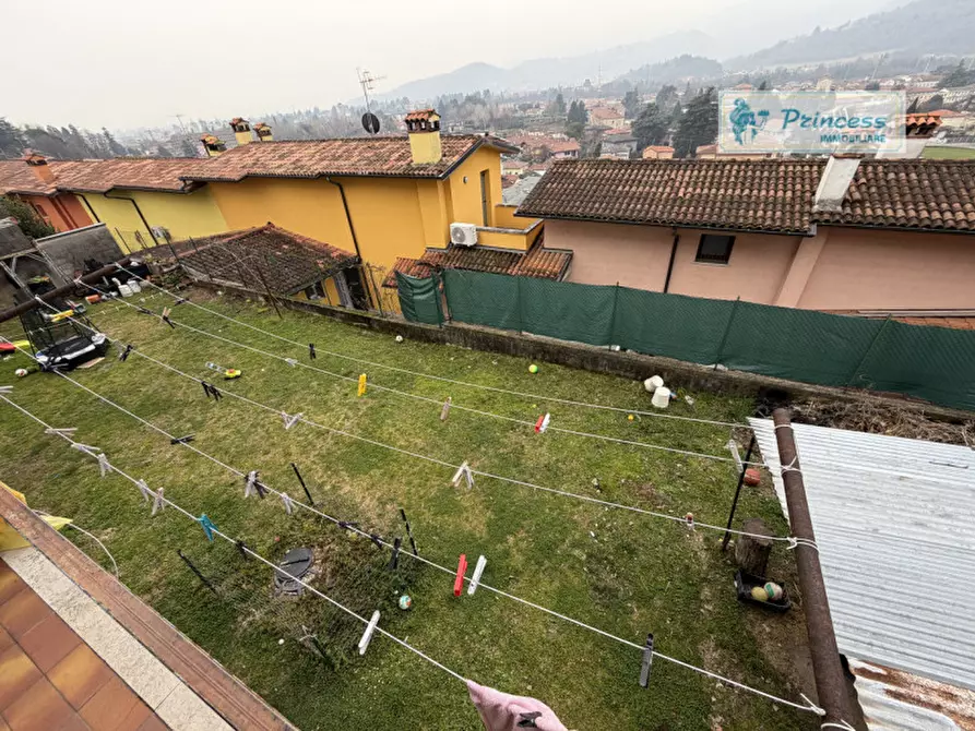 Immagine 9 di Appartamento in vendita  in Via Fra' Matteo Da Schio 47 a Schio