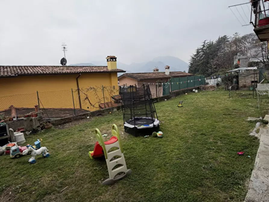 Immagine 14 di Appartamento in vendita  in Via Fra' Matteo Da Schio 47 a Schio