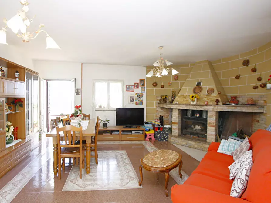 Immagine 4 di Villa in vendita  in Via Michelangelo a Presicce-Acquarica