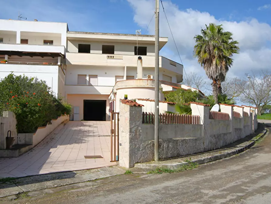 Immagine 21 di Villa in vendita  in Via Michelangelo a Presicce-Acquarica