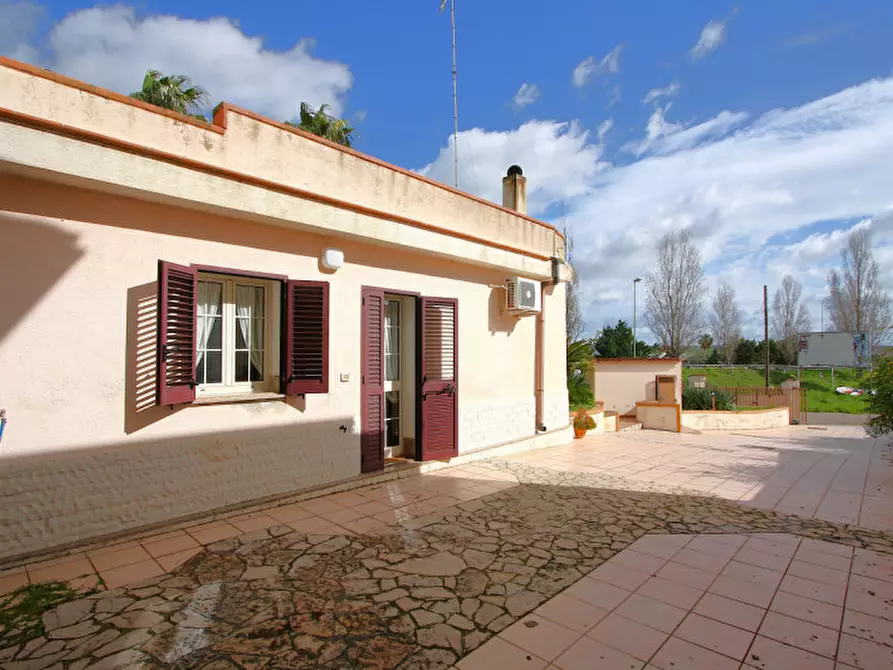 Immagine 28 di Villa in vendita  in Via Michelangelo a Presicce-Acquarica