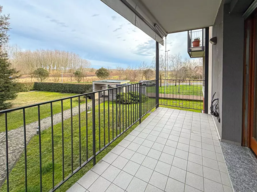 Immagine 7 di Appartamento in vendita  in Via Di Bella a Casorate Primo