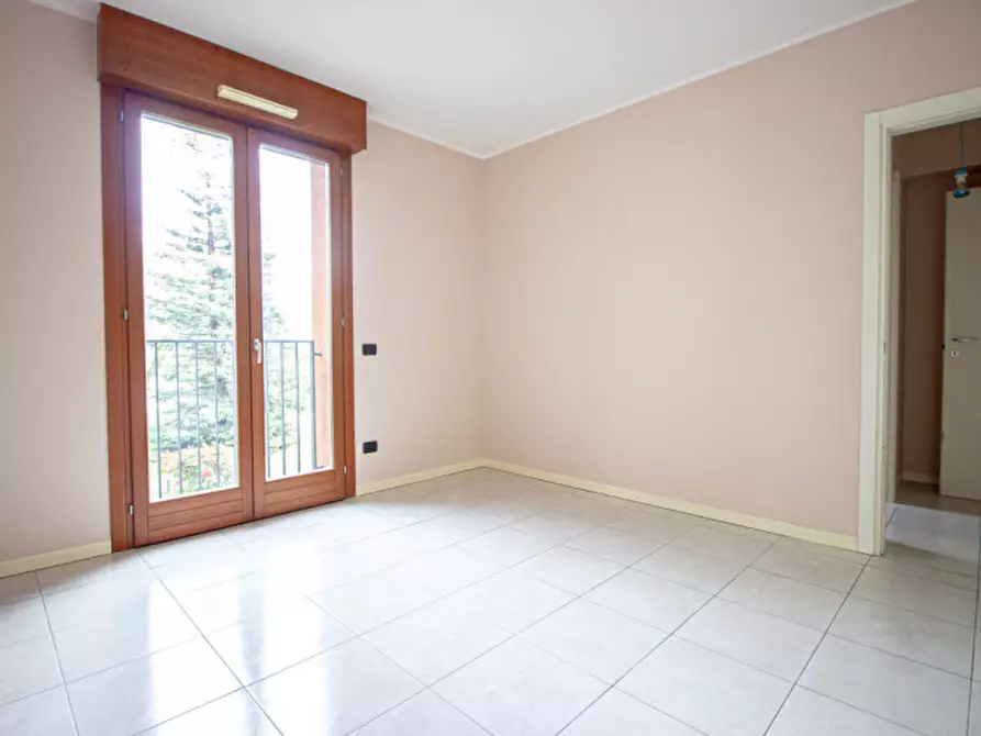 Immagine 9 di Appartamento in vendita  in Via Di Bella a Casorate Primo