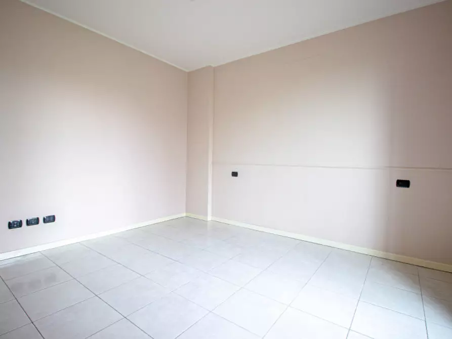 Immagine 11 di Appartamento in vendita  in Via Di Bella a Casorate Primo