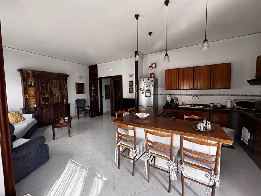 Immagine 3 di Appartamento in vendita  in VIA DEI NAVIGANTI N°3 a Torre Del Greco