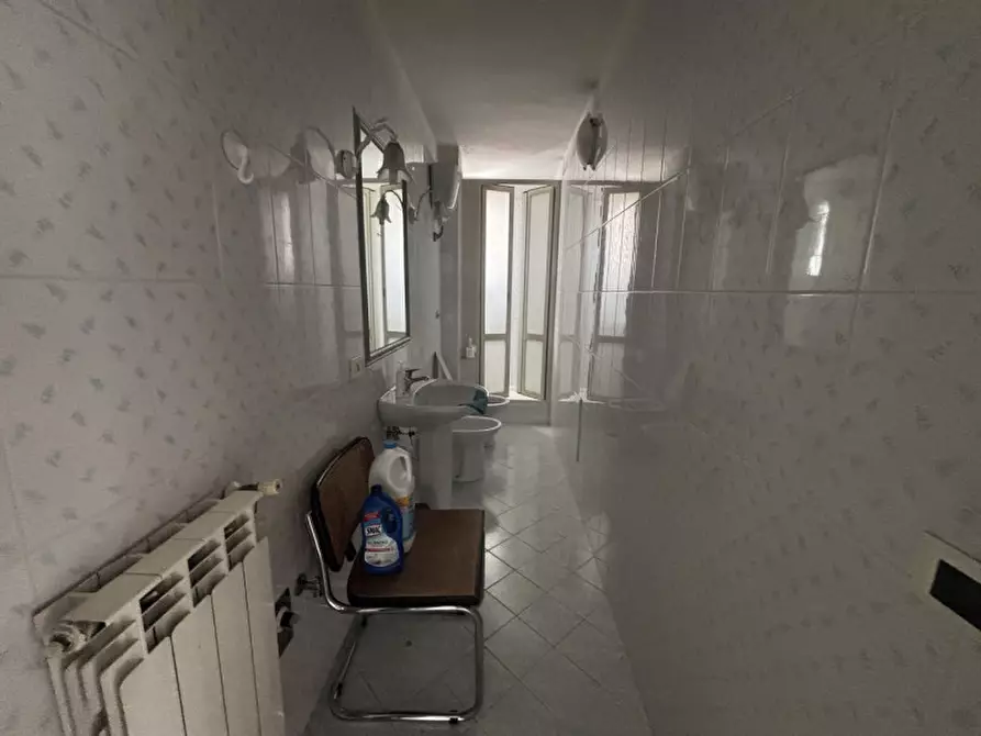 Immagine 10 di Appartamento in vendita  in VIA DEI NAVIGANTI N°3 a Torre Del Greco