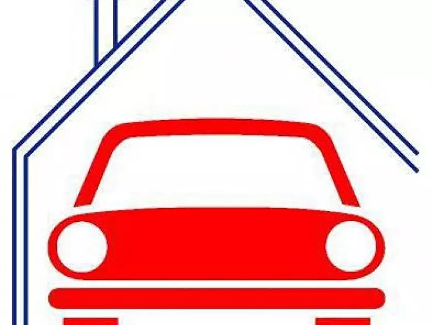 Immagine 1 di Garage in vendita  in Via G. Matteotti n. 20 bis - Cavarzere (VE) a Cavarzere