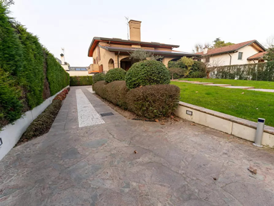 Immagine 3 di Villa in vendita  in Via Armando Diaz a Vigonza