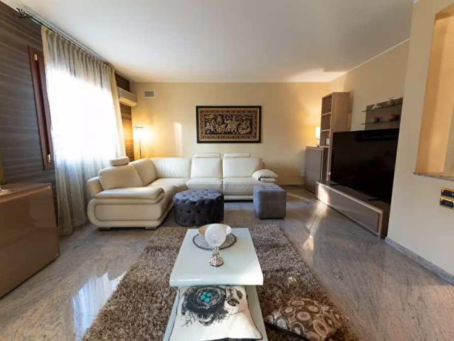 Immagine 15 di Villa in vendita  in Via Armando Diaz a Vigonza