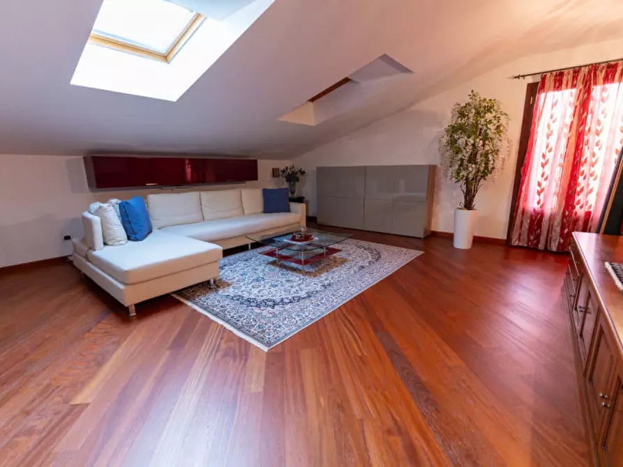 Immagine 35 di Villa in vendita  in Via Armando Diaz a Vigonza