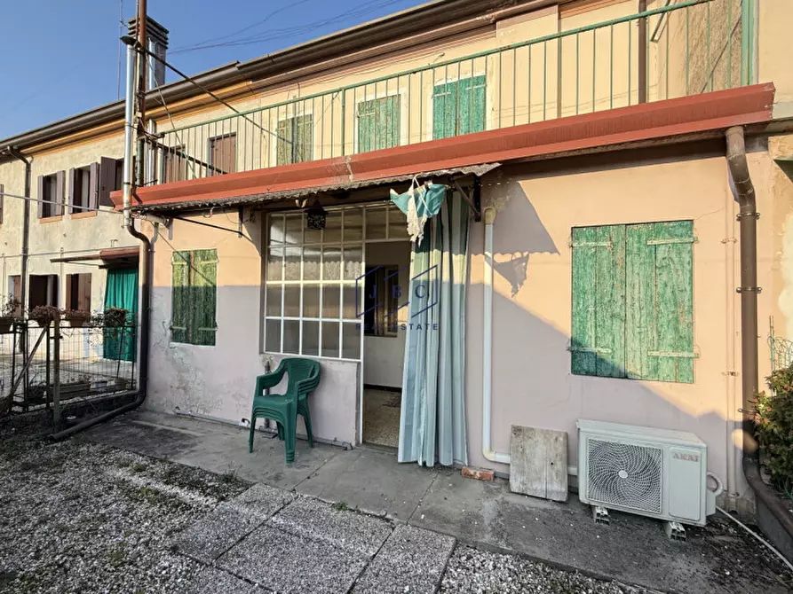 Immagine 16 di Villetta a schiera in vendita  in Via Gorgazzo a Oderzo